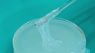 How to Choose the Right Acrylic Glue for Your Needs